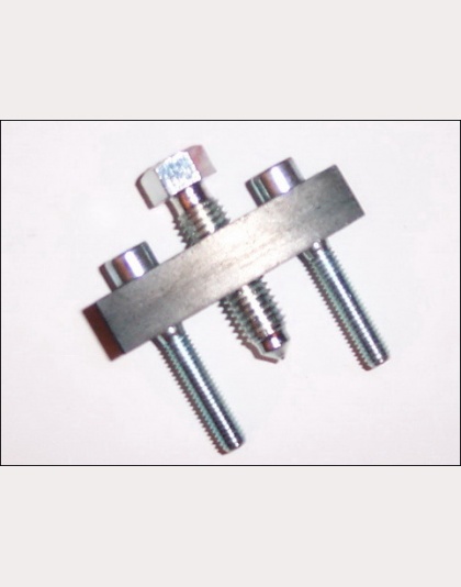 Flywheel puller